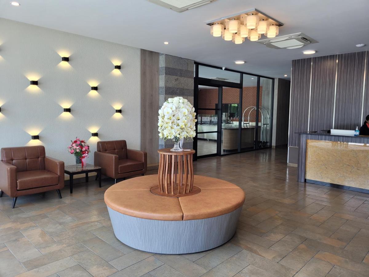 Marsi Hotel @ Bangchak Bangkok Kültér fotó
